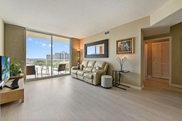 Venture At Aventura East, 18800 NE 29th Ave #816, Aventura, Florida 33180, image 1