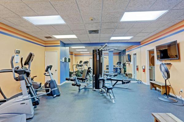 Gemini, 336 Golfview Rd #203, North Palm Beach, Florida 33408, image 3
