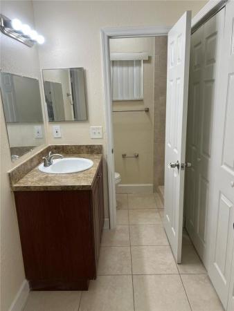 Lemar Gardens, 9 NE 44th St, Deerfield Beach, Florida 33064, image 2