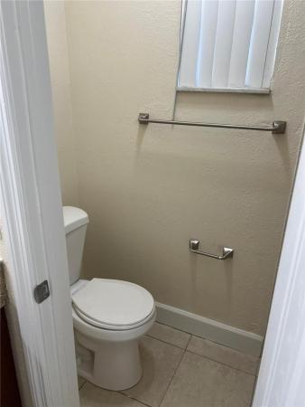 Lemar Gardens, 9 NE 44th St, Deerfield Beach, Florida 33064, image 1