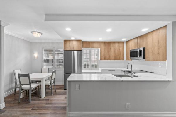 Normandy At Kings Point, 637 Normandy N, Delray Beach, Florida 33484, image 1