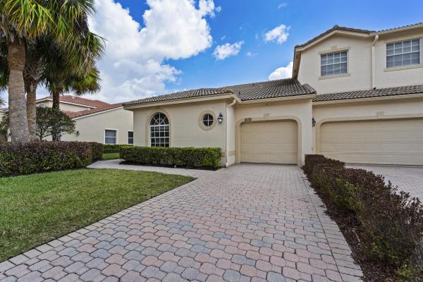 Castle Pines, 8132 Carnoustie Pl, Port St. Lucie, Florida 34986, image 1