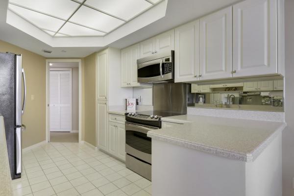 Southporte One At Jonathan's Landing, 3322 Casseekey Island Rd #604, Jupiter, Florida 33477, image 2