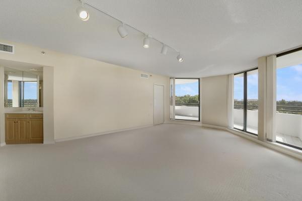 Southporte One At Jonathan's Landing, 3322 Casseekey Island Rd #604, Jupiter, Florida 33477, image 1