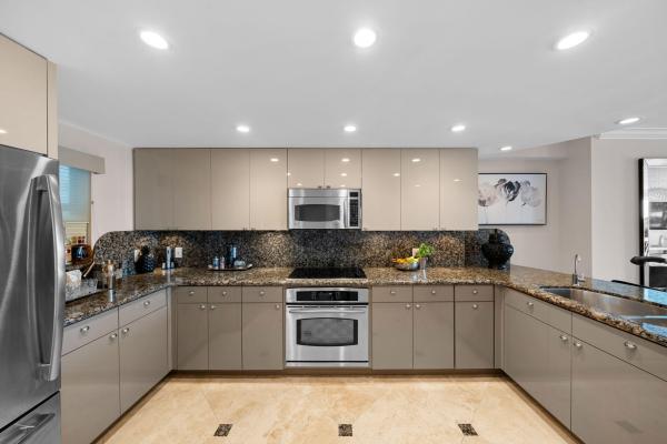 Bayshore Towers, 511 Bayshore Dr #606, Fort Lauderdale, Florida 33304, image 1