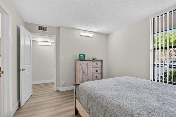 Boca Bayou, 8 Royal Palm Way #1070, Boca Raton, Florida 33432, image 1