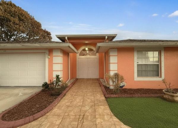 430 SE Thanksgiving Ave, Port St. Lucie, Florida 34984, image 1