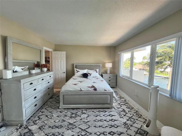 Pompano Yacht & Beach Club, 140 NE 28th Ave #305, Pompano Beach, Florida 33062, image 3