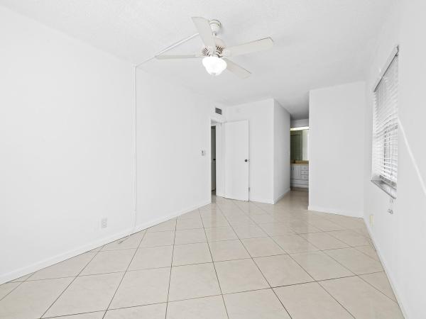 Entrada,  #202, Plantation, Florida 33324, image 2