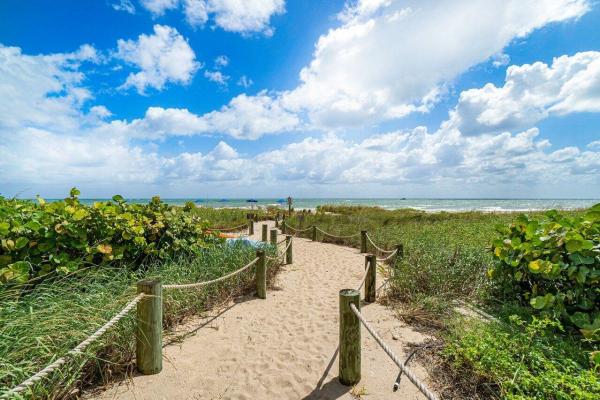 Three Thousand South, 3000 S Ocean Blvd #1103, Boca Raton, Florida 33432, image 2