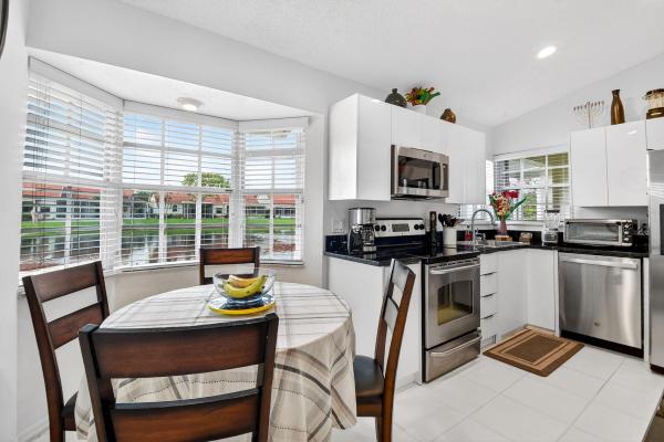 Cedarbrook Village At Lacuna, 6119 Bear Creek Ct, Lake Worth, Florida 33467, image 2
