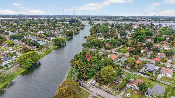 Fulford By The Sea, 1201 NE 179th St, North Miami Beach, Florida 33162, image 2