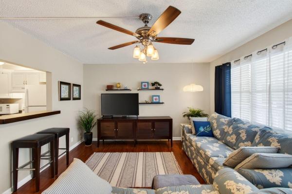Cambridge, 2073 Cambridge D, Deerfield Beach, Florida 33442, image 2