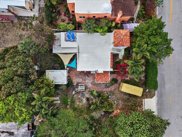 Lakewood West, 418 E Lakewood Rd, West Palm Beach, Florida 33405, image 1