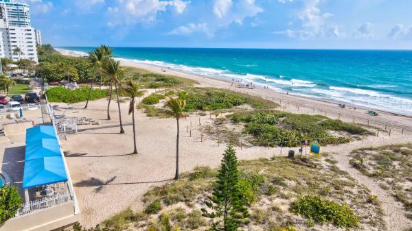 Royal Coast, 2000 S Ocean Blvd #2L, Lauderdale By The Sea, Florida 33062, image 3