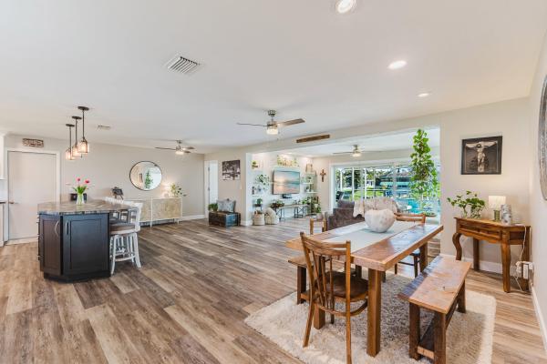 Cape Coral, 3517 SE 1st Ave, Cape Coral, Florida 33904, image 2
