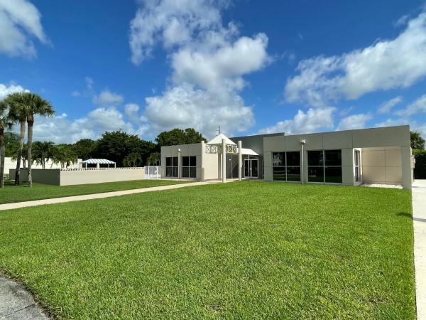Diamond At Delray, 5910 Morningstar Cir #403, Delray Beach, Florida 33484, image 2