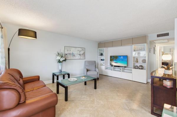 Cambridge, 1121 Cambridge F, Deerfield Beach, Florida 33442, image 3