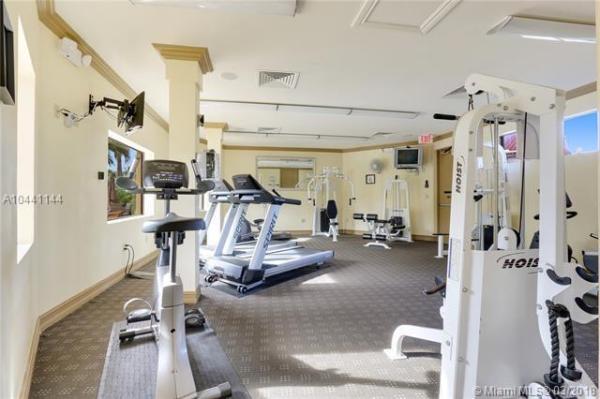 Uno Lago, 100 Uno Lago Dr #205, Juno Beach, Florida 33408, image 2