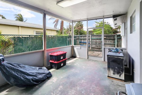 Valencia At Wilton Manors, 832 NE 22nd Dr #1-4, Wilton Manors, Florida 33334, image 1