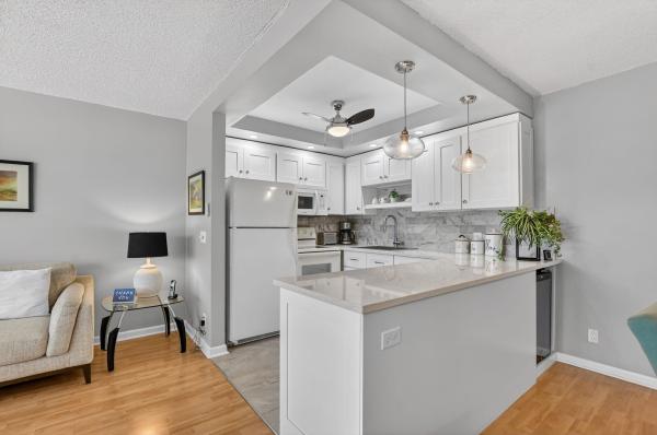 Cambridge, 2074 Cambridge D, Deerfield Beach, Florida 33442, image 3