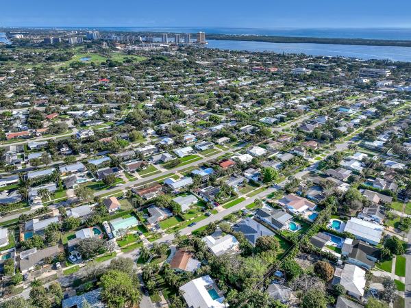 North Palm Beach Village, 532 Gulf Rd, North Palm Beach, Florida 33408, image 2