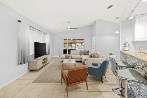 Bonisle At Woodbine, 2095 Bonisle Cir, Riviera Beach, Florida 33418, image 1