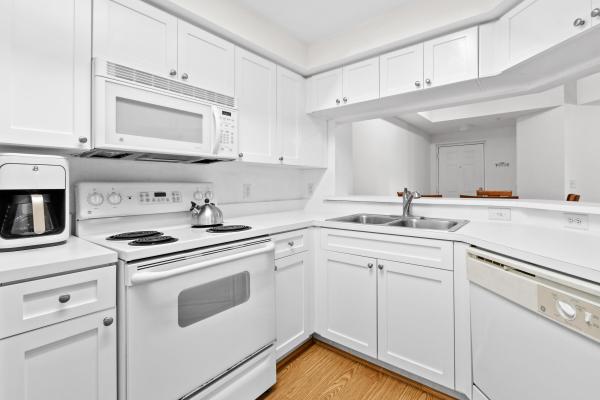Sarento At San Matera, 2727 Anzio Ct #307, Palm Beach Gardens, Florida 33410, image 3