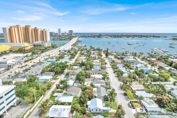 Lakeview Park, 176 E 24th St, Riviera Beach, Florida 33404, image 3