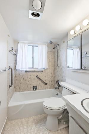 2004 Lake Osborne Dr #1, Lake Worth, Florida 33461, image 3