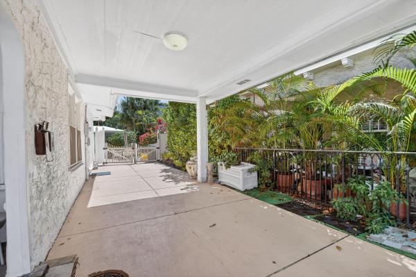 Southland Park, 328 Monroe Dr, West Palm Beach, Florida 33405, image 1