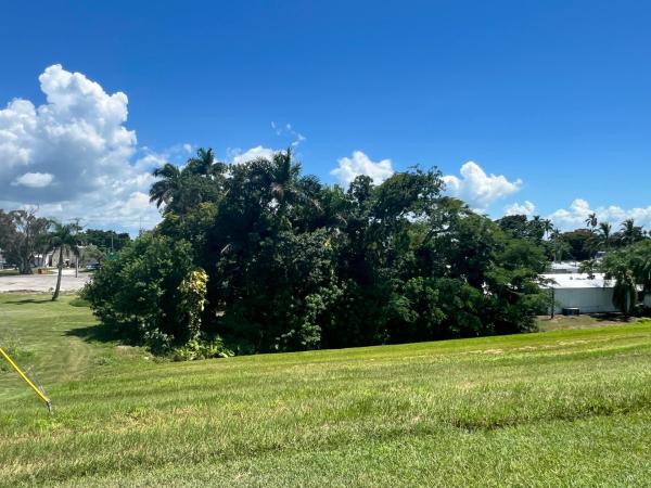 Ridgeway Beach, 197 W Main St, Pahokee, Florida 33476, image 3