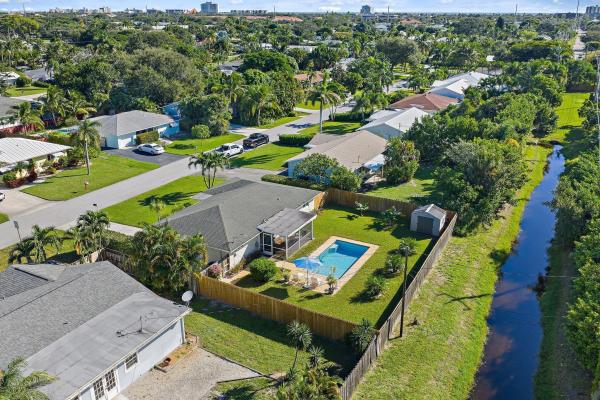 372 Franklin Rd, Tequesta, Florida 33469, image 1