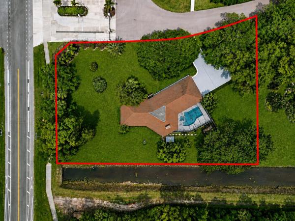 Banyan Lakes, 8862 Wendy Ln S, West Palm Beach, Florida 33411, image 2