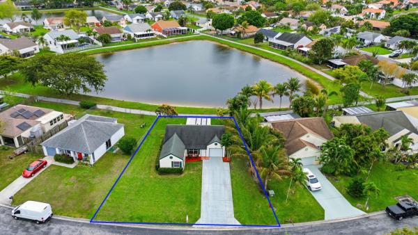 Waterchase West, 8654 Indian River Run, Boynton Beach, Florida 33472, image 3