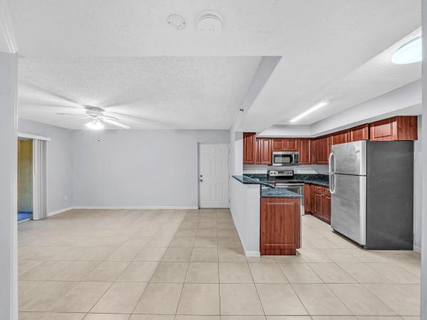 Club Caribe, 5560 NW 61st St #707, Coconut Creek, Florida 33073, image 3