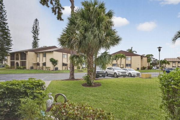 327 Pine Ridge Cir #A-1, Greenacres, Florida 33463, image 1