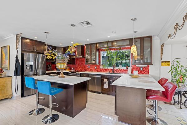 3705 NE 16th Ave, Oakland Park, Florida 33334, image 1