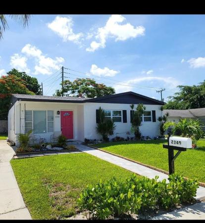 Monroe Heights, 2340 Avenue M, Riviera Beach, Florida 33404, image 3