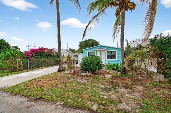 Ridge Grove, 1071 Peak Rd, Lake Worth Beach, Florida 33462, image 1