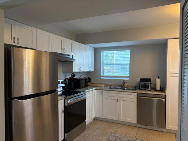 Colonial Club, 11 Colonial Club Dr #105, Boynton Beach, Florida 33435, image 1