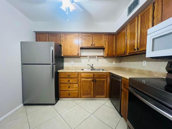 9875 Pineapple Tree Dr #205, Boynton Beach, Florida 33436, image 2