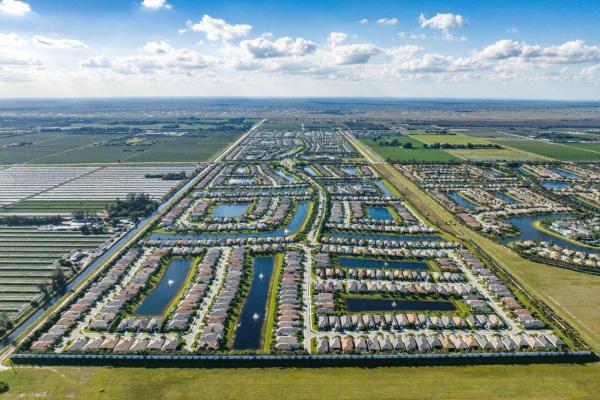 Valencia Bay, 12614 Crested Butte Ave, Boynton Beach, Florida 33437, image 1