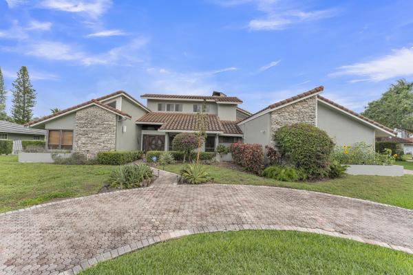 Lago Mar Colony, 12731 NW 1st St, Plantation, Florida 33325, image 1