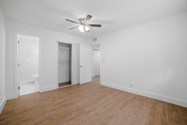 Lakeside At Lauderdale Lakes, 2800 NW 39th Way #204, Lauderdale Lakes, Florida 33311, image 2
