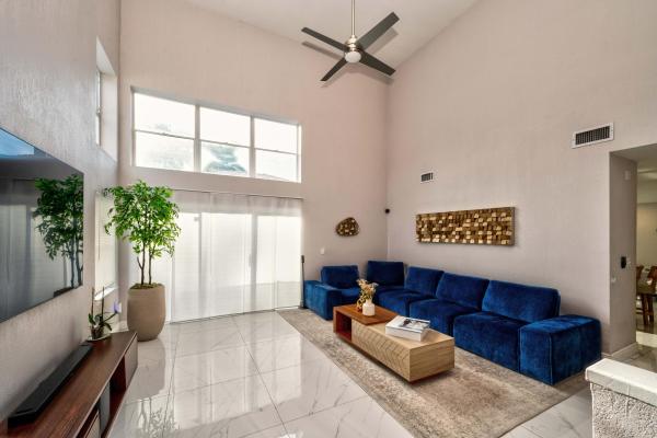 Wedgewood Cove, 621 Lakeshore Ter, Davie, Florida 33325, image 1