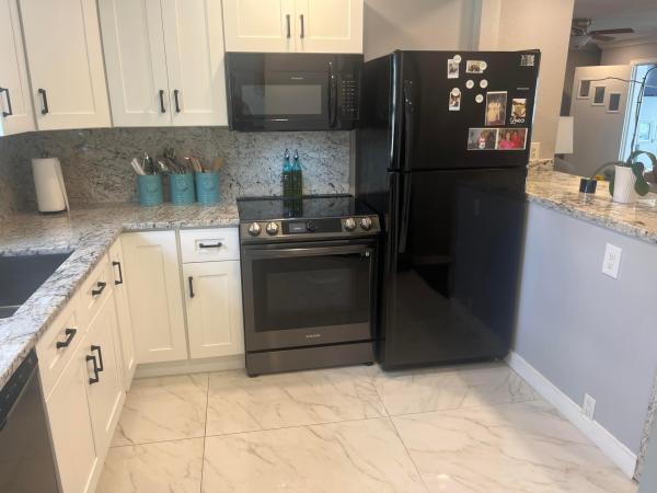 Village Green Of Boca Raton, 9500 SW 3rd St #222, Boca Raton, Florida 33428, image 2