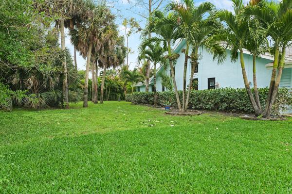 Pinewood Grove Of Wellington, 13362 La Mirada Cir, Wellington, Florida 33414, image 1