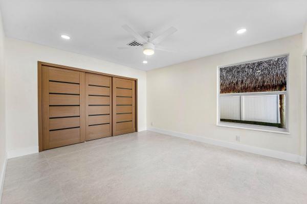 Boca Raton Square, 1380 SW 1st St, Boca Raton, Florida 33486, image 1