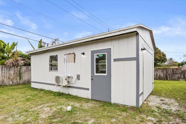 Kelsey City, 737 W Ilex Dr, Lake Park, Florida 33403, image 1